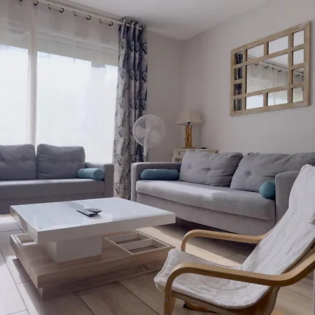 Maison Familiale Moderne Avec Grand Jardin A - Un Havre De Paix Pour Vos Holiday home