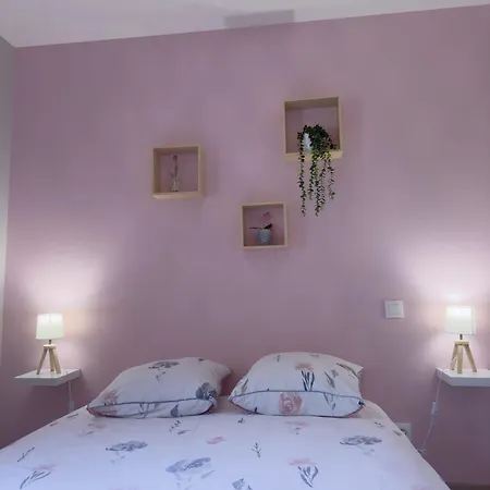 Maison Familiale Moderne Avec Grand Jardin A - Un Havre De Paix Pour Vos