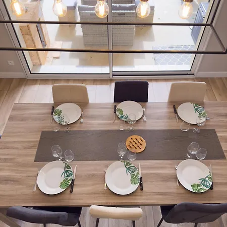 Maison Familiale Moderne Avec Grand Jardin A - Un Havre De Paix Pour Vos Holiday home